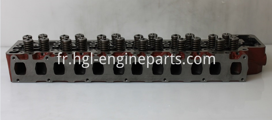 J08C CYLINDER HEAD